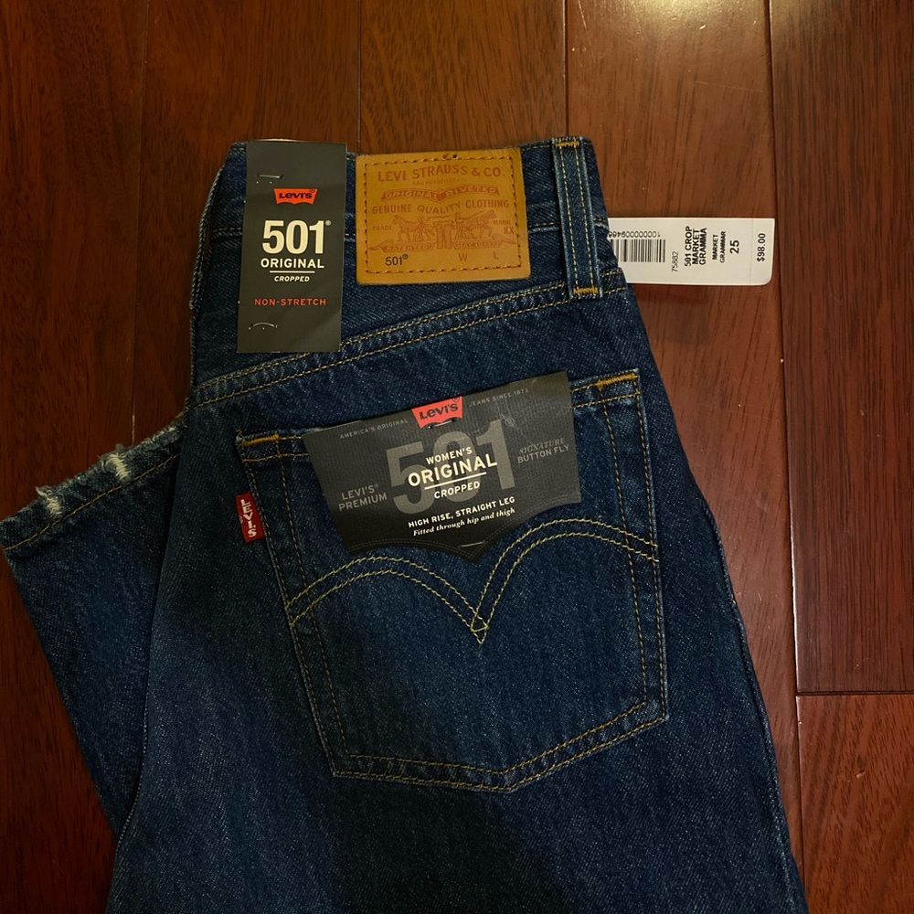 Levi’s 501 Crop Jeans “Market Grammar”